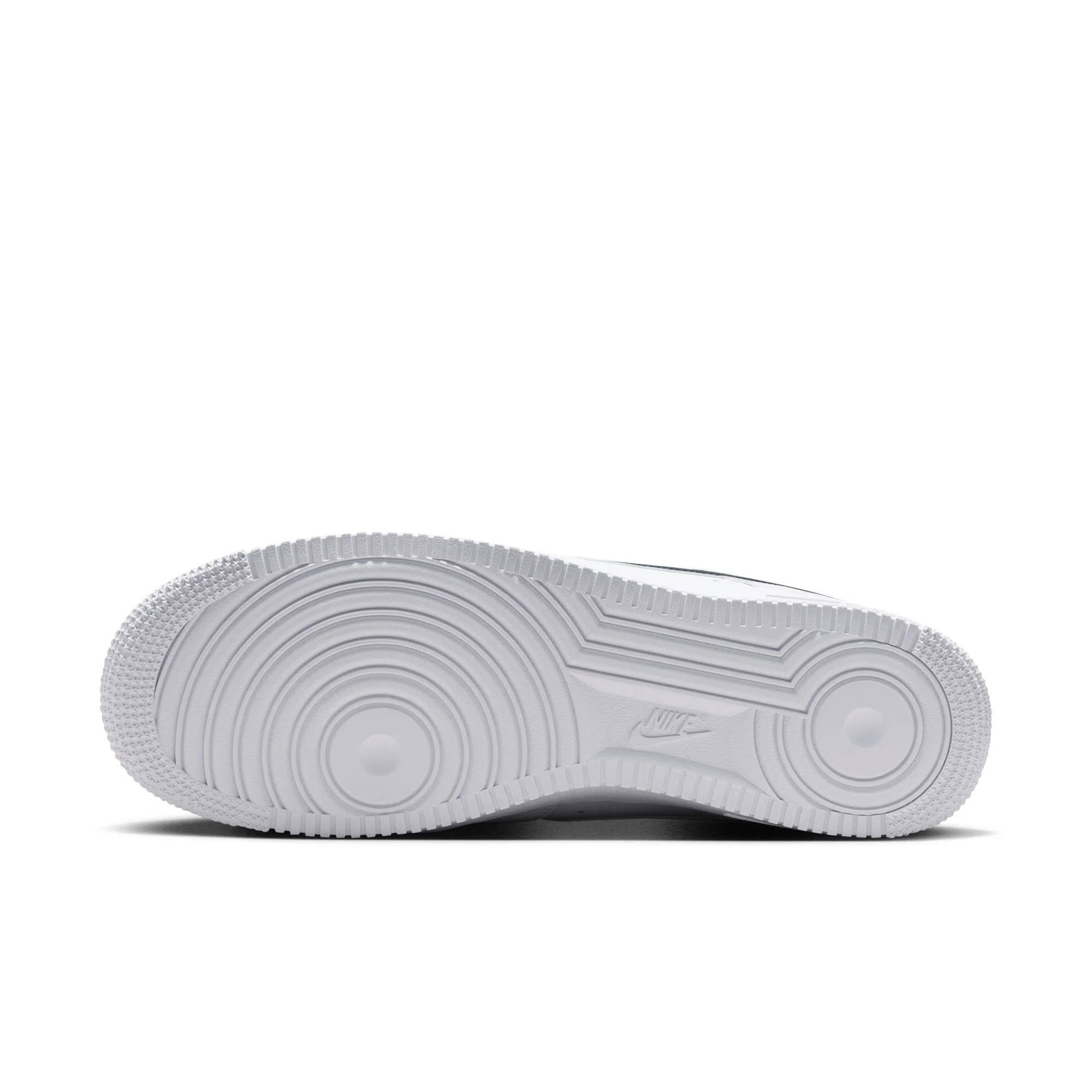 AIR FORCE 1 '07 LV8 - Image 8